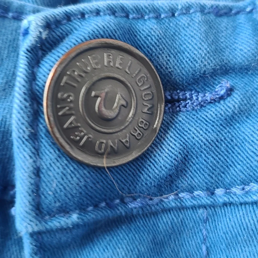 TRUE RELIGION CUTOFF JEANS BOYS BLUE CARGO SHORTS SIZE 10. B'92 - Picture 6 of 10